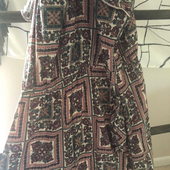 Floral Maxi Dress - Picture 2 of 3